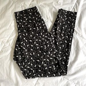 Aerie Cheetah Crossover Leggings